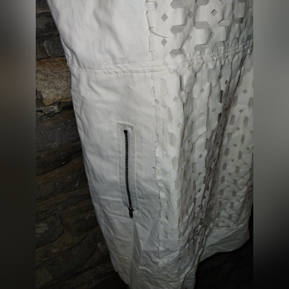 Tracy Reese, faux leather white sleeveless dress with cutouts, lined - Picture 6 of 12